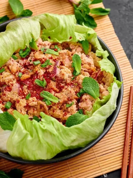 Larb Gai – Thai Chicken Salad