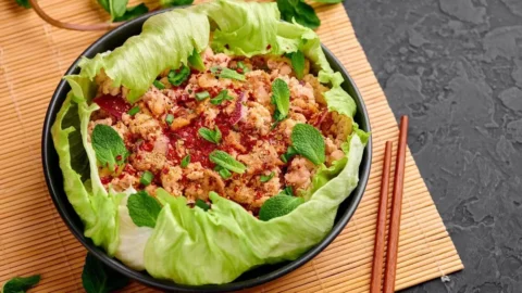Larb Gai – Thai Chicken Salad